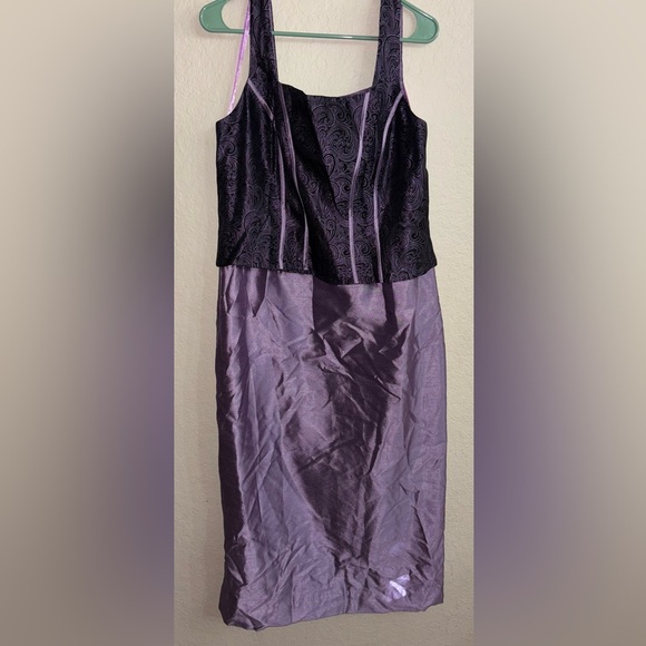 Cachet Dresses & Skirts - Cachet Purple Satin Dress